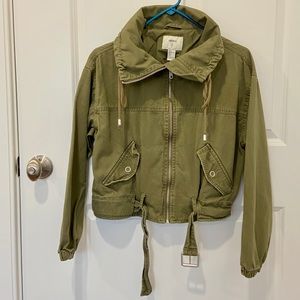 Green boxy jacket